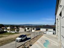 Prodej bytu 4+kk, Vráto, 98 m2