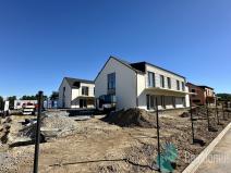 Prodej bytu 4+kk, Vráto, 98 m2