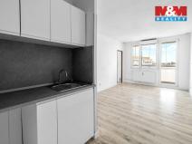 Prodej bytu 2+kk, Kladno - Kročehlavy, Děčínská, 48 m2