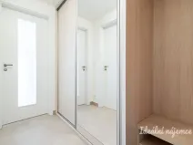 Pronájem bytu 1+kk, Praha - Hloubětín, Poděbradská, 32 m2