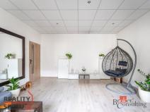 Prodej bytu 4+1, Blansko, nám. Svobody, 209 m2