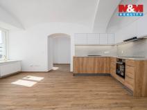 Prodej bytu 2+kk, Třebechovice pod Orebem, Masarykovo náměstí, 57 m2