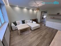 Pronájem bytu 2+1, Mariánské Lázně, Americká, 67 m2