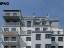 Prodej bytu 2+kk, Karlovy Vary, Šumavská, 87 m2