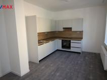 Pronájem bytu 2+kk, Jablonec nad Nisou, Podhorská, 47 m2