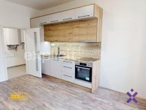 Pronájem bytu 2+kk, Žirovnice, Havlíčkovo náměstí, 39 m2