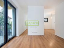 Pronájem bytu 2+kk, Praha, Pakoměřická, 40 m2