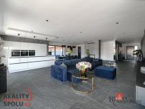 Prodej rodinného domu, Úherce, 268 m2