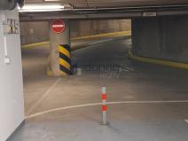 Pronájem garážového stání, Praha, Högerova, 15 m2