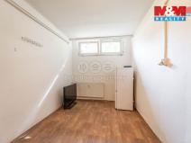 Pronájem atypického bytu, Beroun - Beroun-Město, Košťálkova, 38 m2