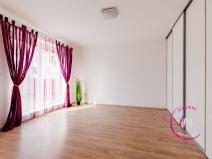 Pronájem bytu 2+kk, Jihlava, Halasova, 50 m2