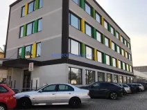 Prodej kanceláře, Hradec Králové - Kukleny, Pražská třída, 1600 m2