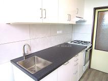 Pronájem bytu 3+1, Praha - Troja, Krosenská, 75 m2