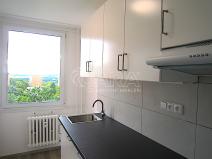 Pronájem bytu 3+1, Praha - Troja, Krosenská, 75 m2