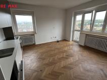 Pronájem bytu 3+kk, Zlín, Věžové domy, 65 m2