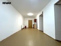 Pronájem obchodního prostoru, Olomouc, Šemberova, 99 m2
