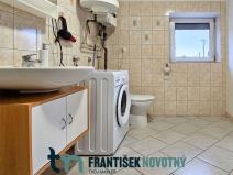 Pronájem bytu 1+kk, Olbramovice, 35 m2