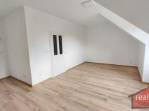 Prodej bytu 1+kk, Nupaky, Nupacká, 39 m2