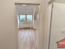 Prodej bytu 1+kk, Nupaky, Nupacká, 39 m2