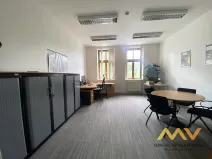 Pronájem kanceláře, Hradec Králové, Československé armády, 131 m2