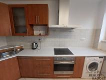 Pronájem bytu 1+kk, Úvaly, nám. Svobody, 30 m2
