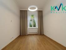 Pronájem bytu 2+1, Karlovy Vary, Svahová, 81 m2
