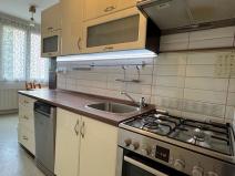 Prodej bytu 3+1, Cheb, Dukelská, 84 m2