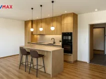 Prodej bytu 1+kk, Karlovy Vary, Šumavská, 43 m2