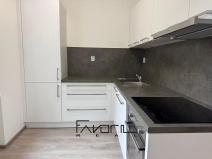 Prodej bytu 3+kk, Ostrava, Tlapákova, 76 m2