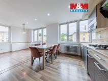 Prodej bytu 4+1, Bukovany, 70 m2