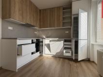 Pronájem bytu 4+1, Opava, 17. listopadu, 87 m2