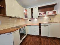 Pronájem bytu 2+kk, Praha - Vysočany, Na břehu, 66 m2
