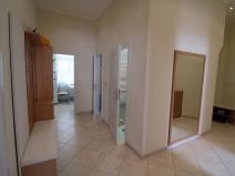 Prodej bytu 3+1, Karlovy Vary, Vřídelní, 71 m2