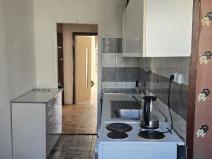 Prodej bytu 3+1, Ústí nad Labem - Mojžíř, Jindřicha Plachty, 78 m2