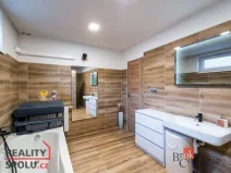 Prodej rodinného domu, Odrovice, 386 m2