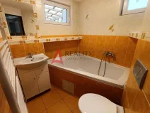 Pronájem bytu 2+kk, Štoky, 50 m2