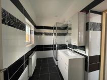 Pronájem bytu 1+1, Chomutov, Ruská, 40 m2