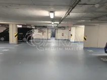 Pronájem garážového stání, Praha - Suchdol, Suchdolské náměstí, 15 m2