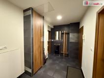 Prodej bytu 2+1, Mariánské Lázně, Hlavní třída, 74 m2