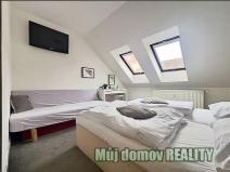 Pronájem bytu 2+kk, Praha - Smíchov, U Santošky, 45 m2