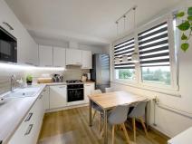 Prodej bytu 2+1, Židlochovice, sídl. Družba, 55 m2