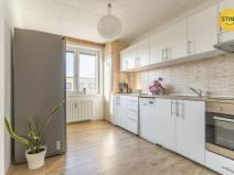 Prodej bytu 3+1, Velké Popovice, 75 m2