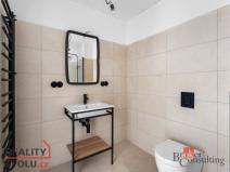 Prodej bytu 1+kk, Jince, Slavíkova, 49 m2