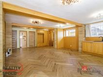 Prodej rodinného domu, Holasovice - Loděnice, 252 m2