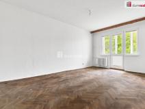 Prodej bytu 3+1, Ostrov, Kollárova, 70 m2