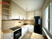 Pronájem bytu 2+1, Karlovy Vary, Krymská, 56 m2