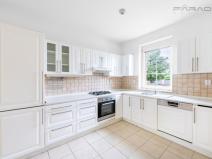 Pronájem rodinného domu, Průhonice, 400 m2