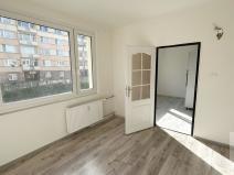 Pronájem bytu 3+1, Ústí nad Labem - Střekov, Tolstého, 63 m2