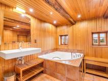 Prodej rodinného domu, Cvikov - Lindava, 380 m2