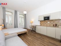 Pronájem bytu 1+kk, Praha - Smíchov, Zborovská, 34 m2